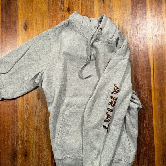 Ariat Women's Boot Barn Exclusive Leopard Print Logo Hoodie - Picture 9 of 13